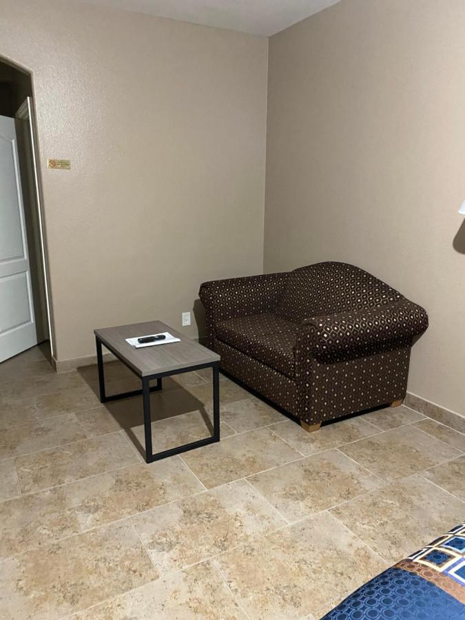 Los Fresnos Inn&Suites Exterior foto